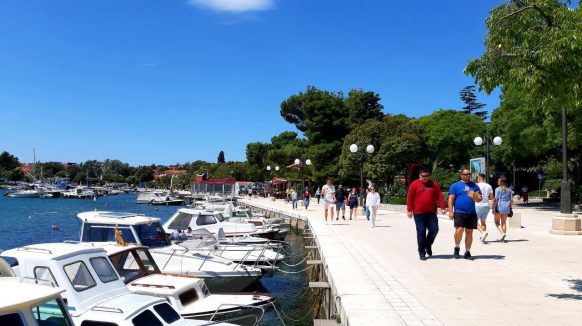 Slovenku zgrozile cijene u krčkim trgovinama: “Prešli su sve granice. A kako je tek lokalcima?!”