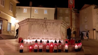 VIDEO Lampionima i minutom šutnje otok Krk se poklonio žrtvama Domovinskog rata, Vukovara i Škabrnje