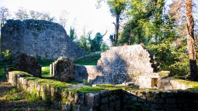 FOTO/VIDEO Vodimo vas u drevni kaštel Gradec, krčku kolijevku Frankopana