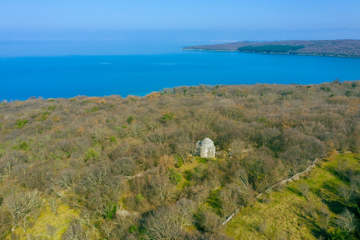 Foto Video Prijedlog Za Vikend Sv Krsevan Stoljetni Trolist U Netaknutoj Krckoj Sumi Bodulija Net