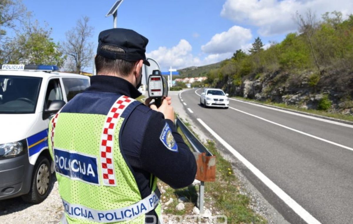 Vikend u prometu: 200 prekršaja, na Krku vozač s 1,99 promila vrijeđao policajce