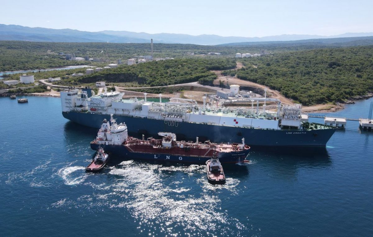 Prvi small scale LNG pretovar na Mediteranu obavljen na krčkom terminalu