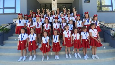 Mažoretkinje otoka Krka u novoj berbi medalja, slijedi i Državno prvenstvo