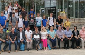 Peace Field projekt: Mali Krčani i Istrijani skupa odali počast davno preminulom bašćanskom učitelju