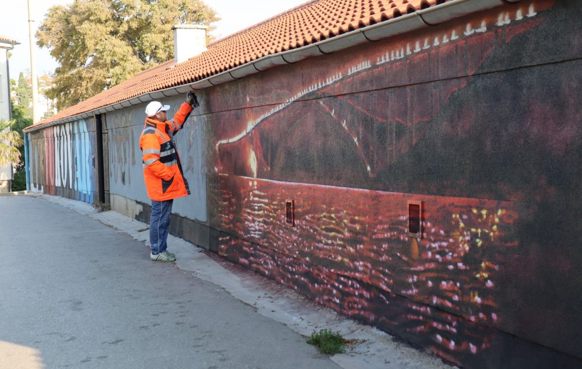 FOTO Umjesto ružnih grafita, u Ulici Ježevac niče 130 četvornih metara velik mural