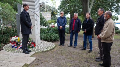 U Krku položeno cvijeće i zapaljene svijeće povodom Dana sjećanja na žrtve Domovinskog rata i Dana sjećanja na žrtvu Vukovara i Škabrnje