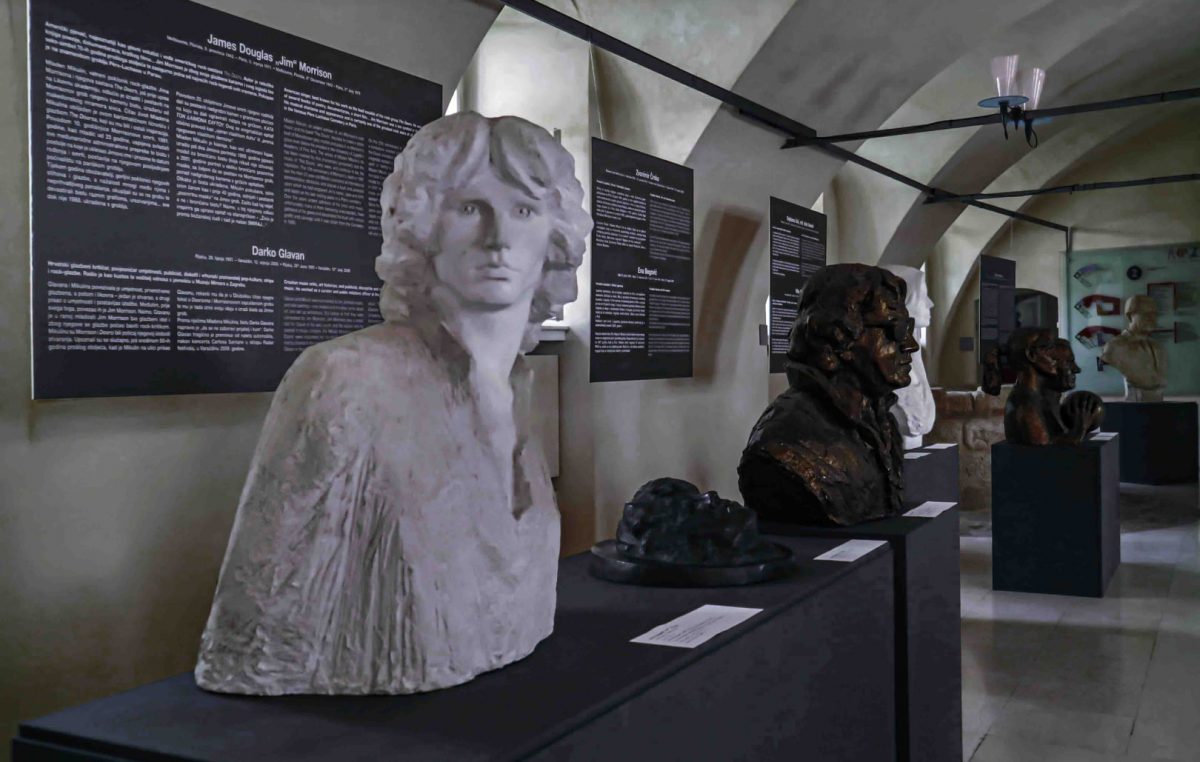 „Dodirom do umjetnosti – Mladen Mikulin“: Izložba skulptura prilagođena slijepim i slabovidnim osobama