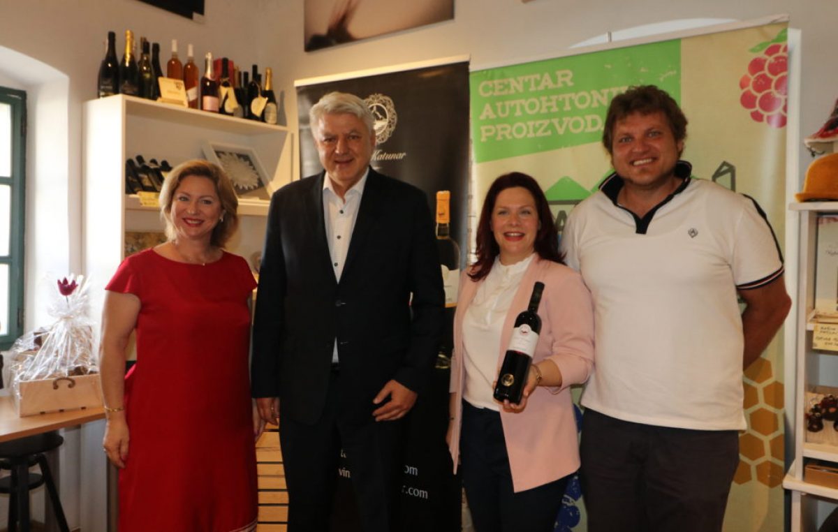 U Kašetici promovirana Kuća vina Ivan Katunar: Možda nije masovna proizvodnja, ali je vrhunska