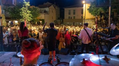 Koncertom Crvene jabuke počinje sezona ljetnih programa u Vrbniku