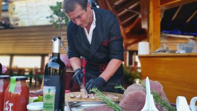 Gastro event u Selcu otvorio 10. Mjesec plave ribe u Crikvenici