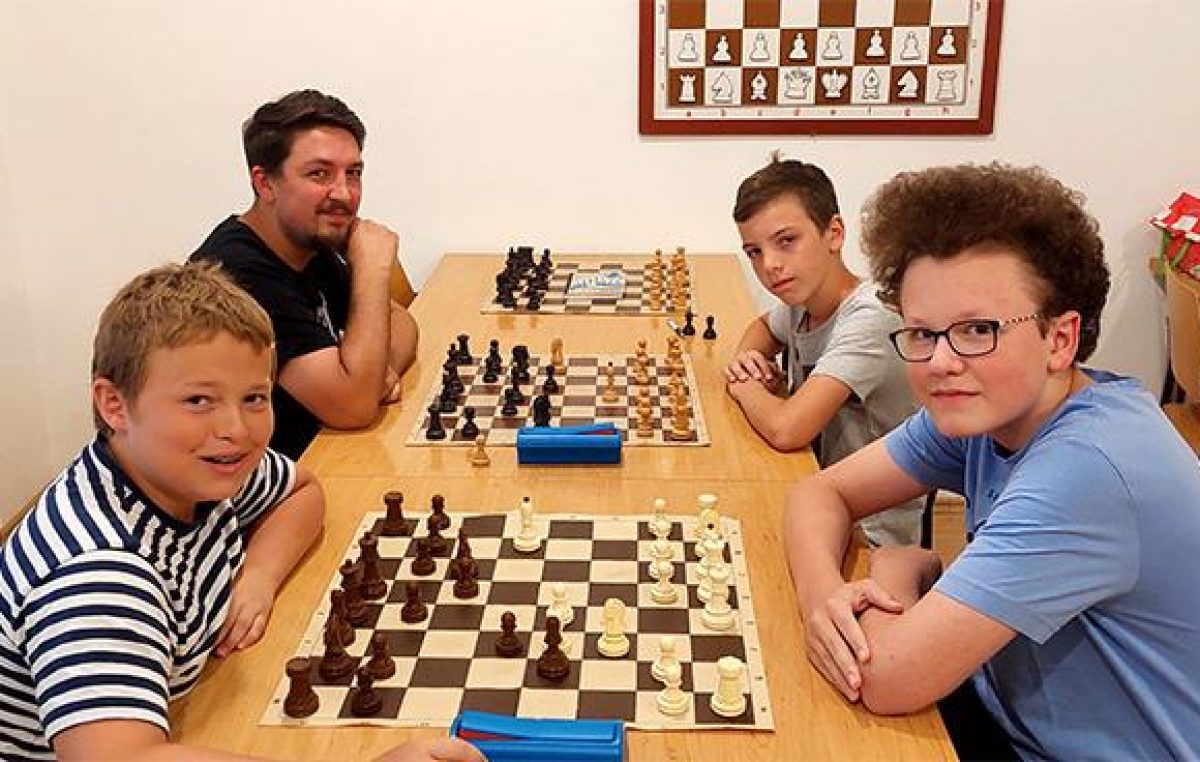 Kadeti i veterani Šahovskog kluba Krk nastupili na šahovskom prvenstvu Hrvatske