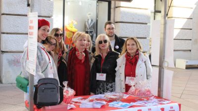 Moždani udar kod žena: Obilježen Dan crvenih haljina