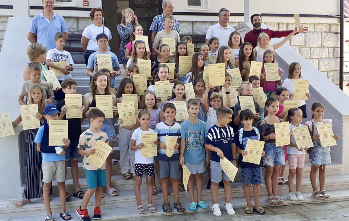 Održana 10. Ljetna škola glagoljice Frankopan: Vrbnik glagolja 50 za 10!