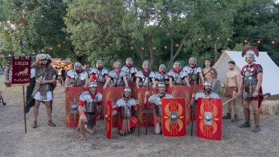 [FOTO/VIDEO] Stari Rimljani ponovo osvojili drevne Mirine na Antičkim danima kod Omišlja