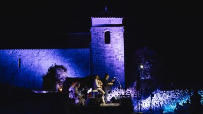 DOBRO EST FEST: Sjajnim koncertom Rade Šerbedžije premijerno otvoren festival u Jurandvoru