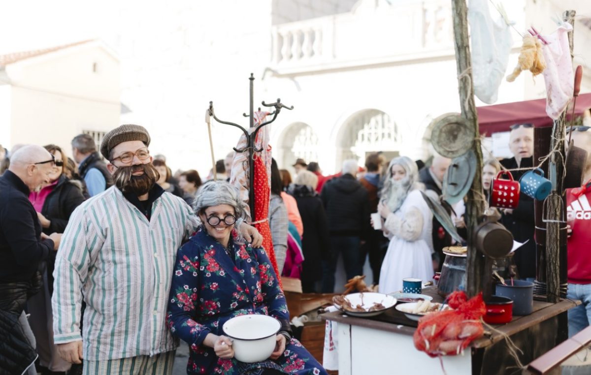 Ove subote u Omišlju se održava 15. Bljak fest – jedinstvena gastro manifestacija pod maskama