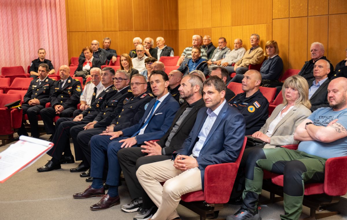 Svečanom sjednicom obilježeno 80 godina rada Javne vatrogasne postrojbe Opatija