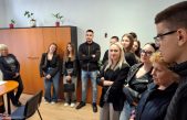 Učenici Ekonomske škole posjetili Matični ured