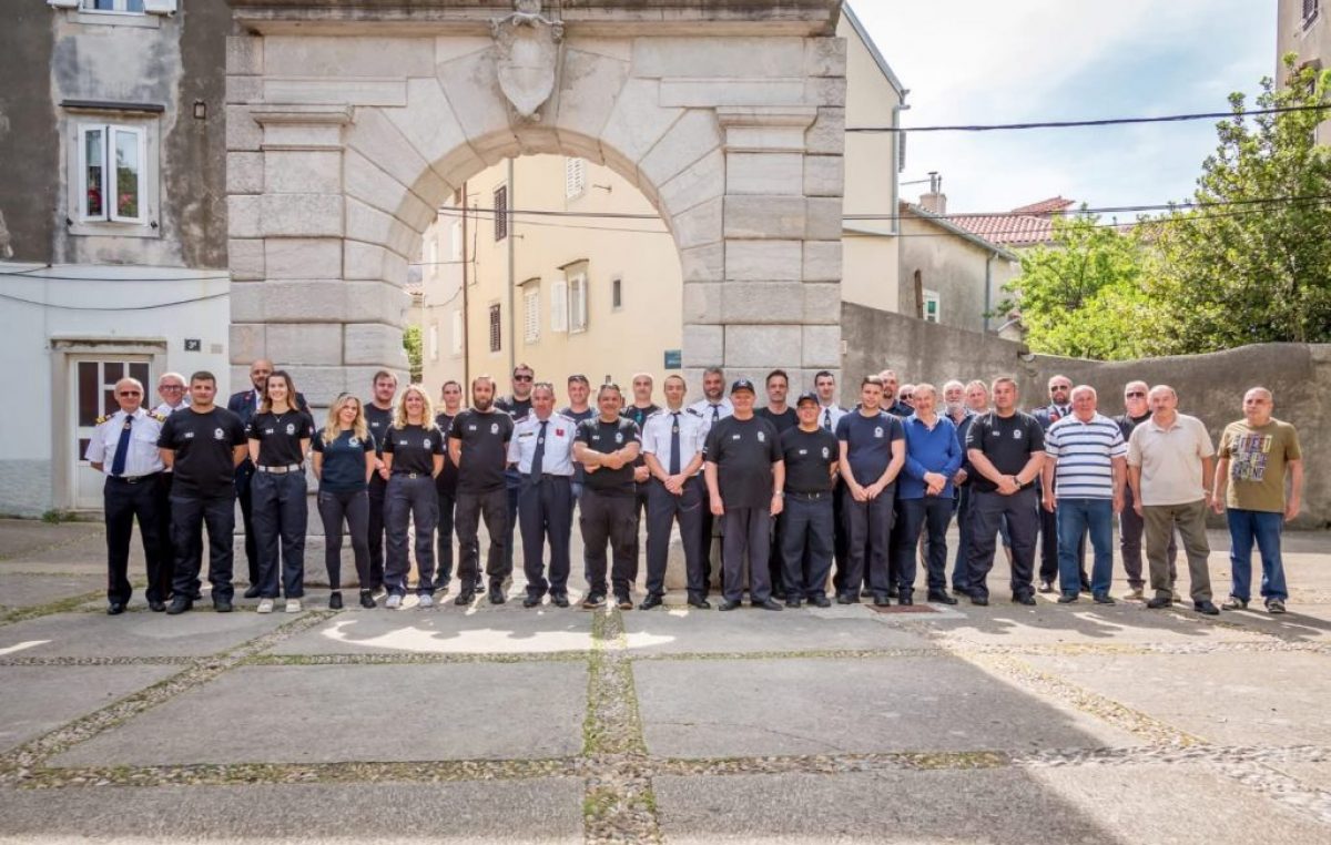 DVD Cres proslavilo 120. obljetnicu, najavljena gradnja vatrogasnog doma