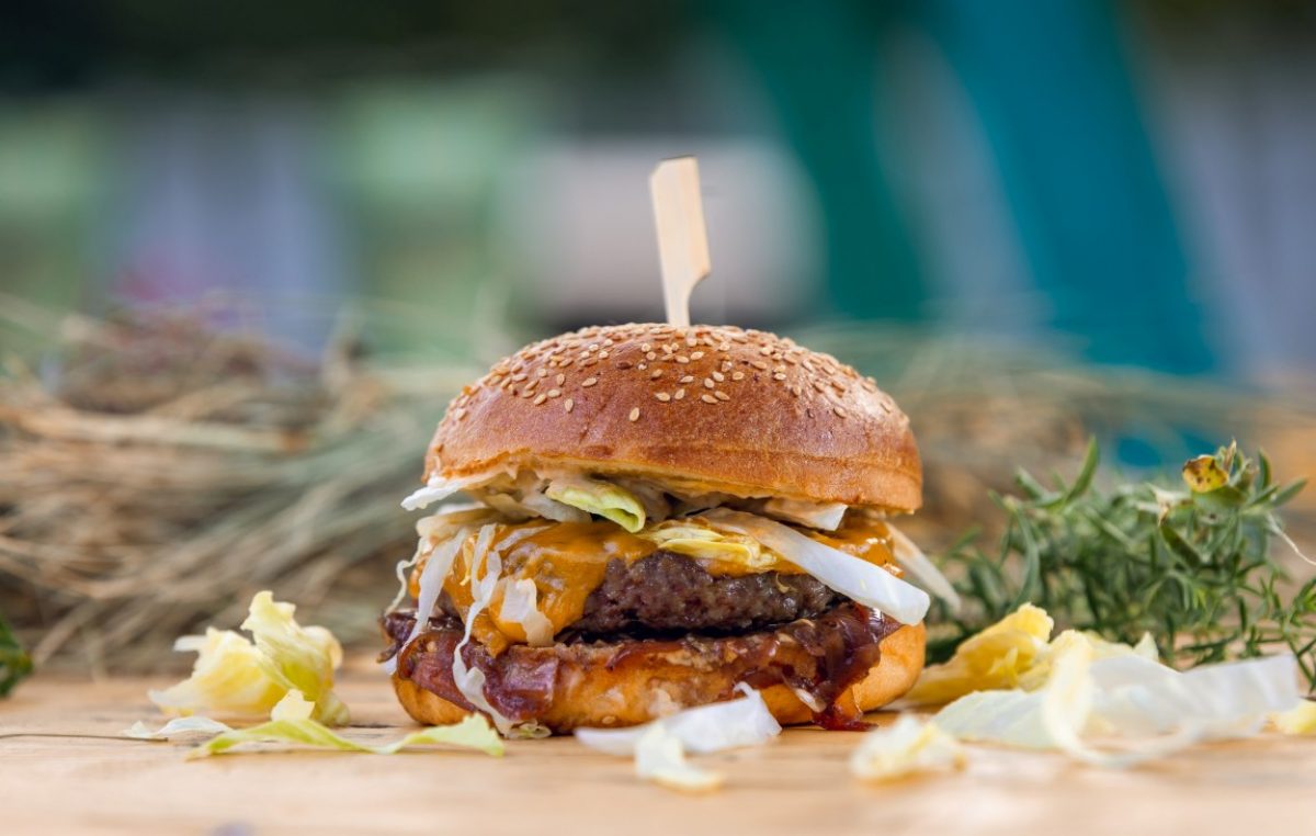 Spoj okusa, glazbe i održivosti: Food Truck Festival ponovo u Krku