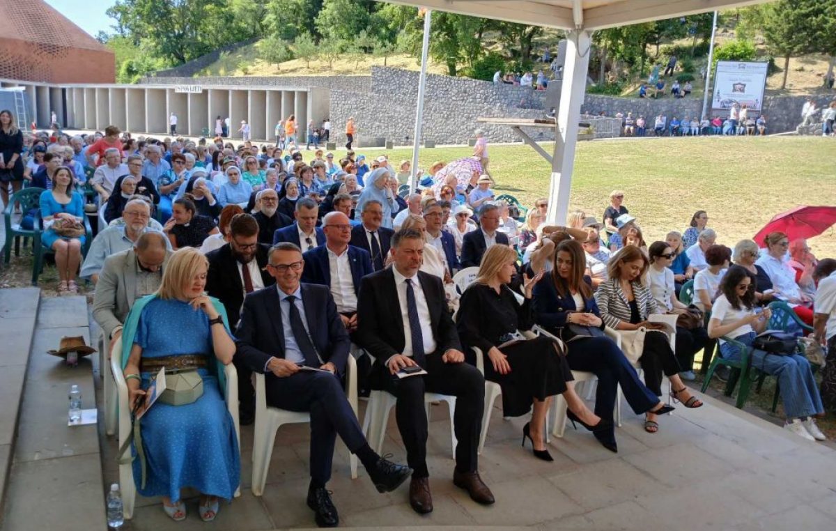 Svečana proslava 100. obljetnice uspostave biskupijskog sjedišta u Rijeci i zaštitnika Riječke nadbiskupije sv. Vida