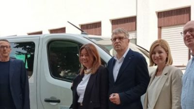 Župan Lukanović posjetio Gorski kotar: Donacija kombija srednjoškolcima Gorskog kotara i podrška razvoju Delnica