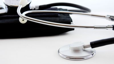 Zdravstvene usluge turistima u javnim ustanovama u Primorsko-goranskoj županiji 2025. godine – Health services for tourists provided by public institutions in the Primorje-Gorski Kotar County in 2025