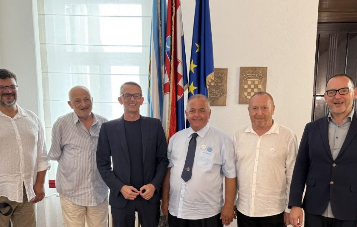 Župan primio Udruženje pčelarskih udruga PGŽ
