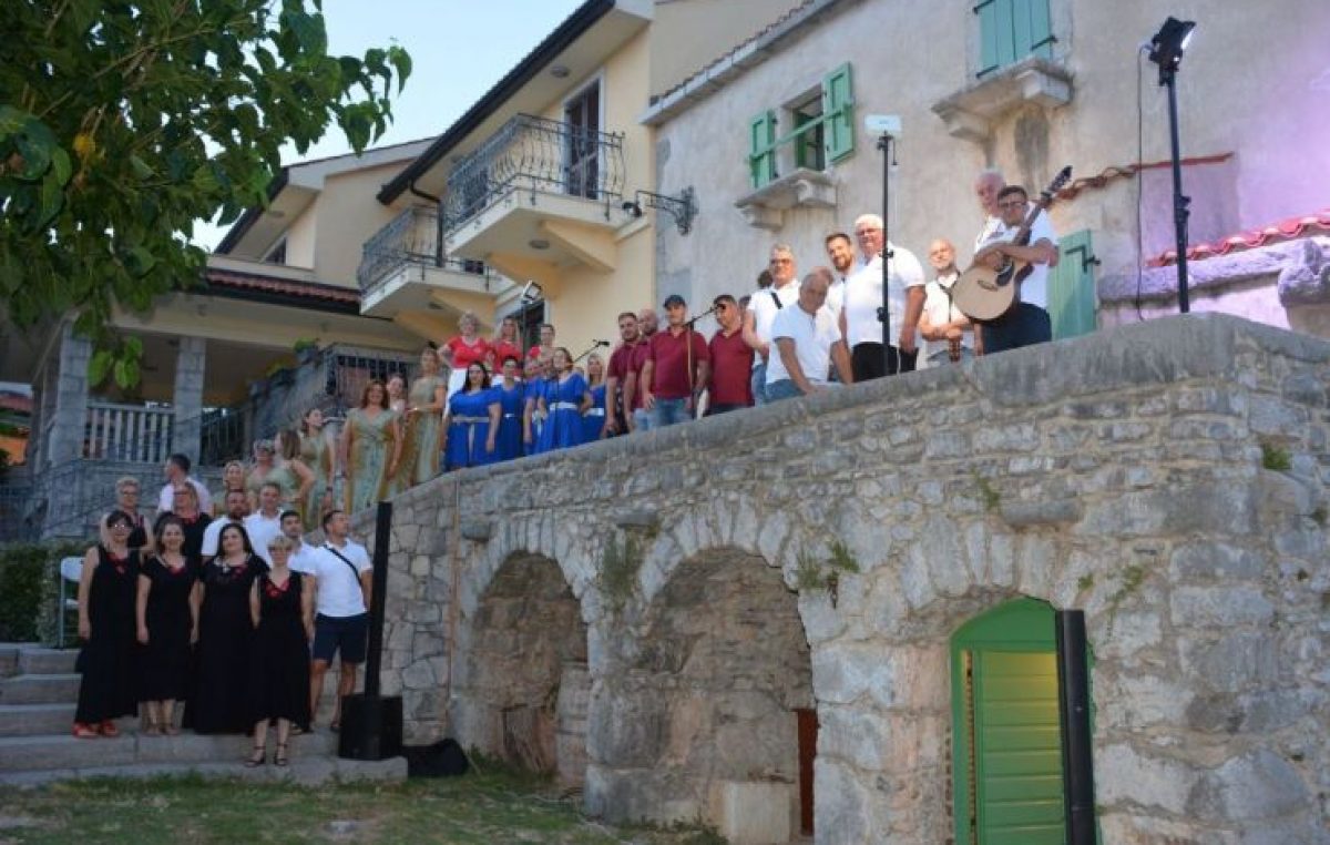 Dva dana glazbe i plesa: Jakovlja u Korniću uz klapsku večer i glazbenu atrakciju iz Slovenije
