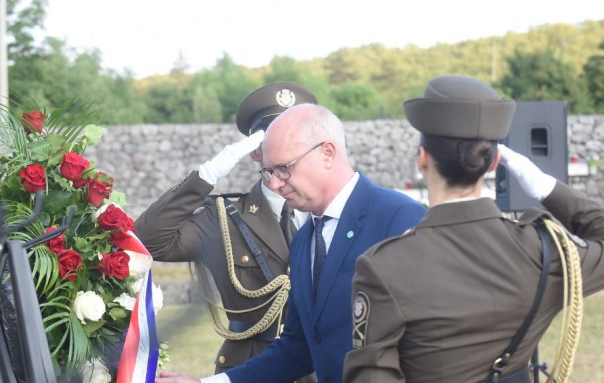 Održana komemoracija za podhumske žrtve u Sobolima