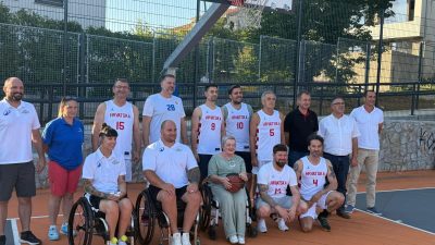 Predsjednik Županijske skupštine prisustvovao revijalnoj košarkaškoj utakmici saborskih zastupnika i sportaša s invaliditetom