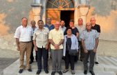 Smijeh, zagrljaji i toplina prijateljstva: Tradicionalno okupljanje 70-godišnjaka u Puntu