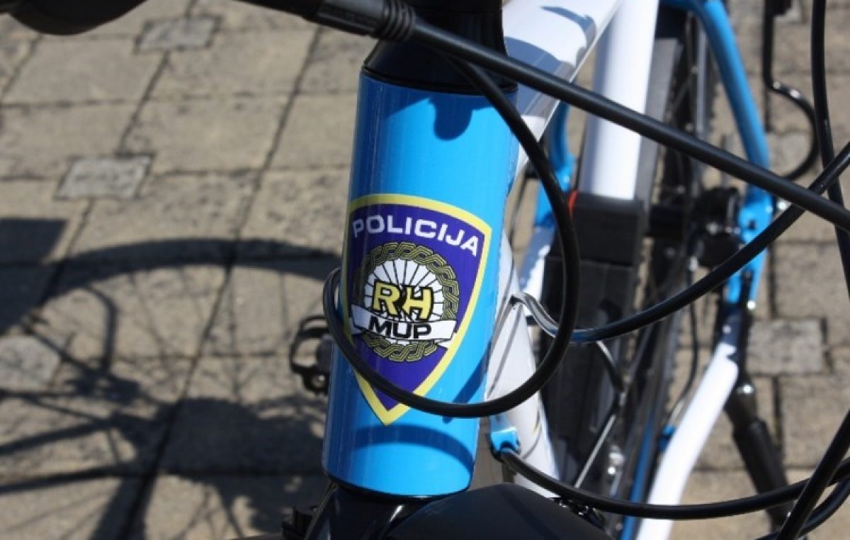 Oprez, netko krade bicikle po otocima