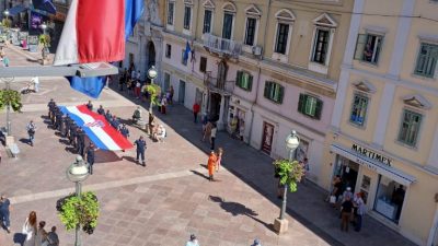Na obilježavanju Oluje istaknute vrijednosti slobode, zajedništva i odgovornosti prema budućim generacijama