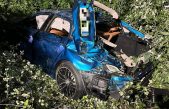 Automobil sletio u kanal kod Dobrinja, vatrogasci izvukli pet osoba