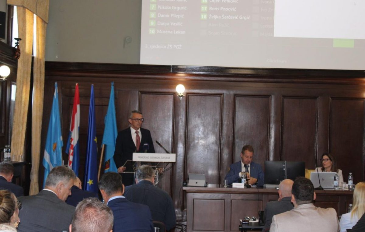 Župan naglasio da su u tijeku projekti vrijedni 162 milijuna eura, Skupštini poručio: sve ćemo učiniti da budemo efikasniji