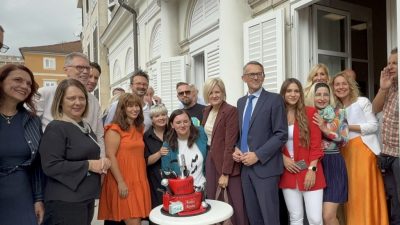 Župan čestitao 80. rođendan Radio Rijeci