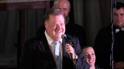 Obljetničkim koncertom maestro Darko Čargonja u čavjanskom Domu proslavio velike jubileje