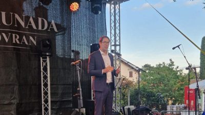 Zamjenik župana Robert Matić proglasio otvorenom jubilarnu 50. Marunadu u Lovranu te sudjelovao na otvorenju izložbe “Tri generacije brodomaketara”