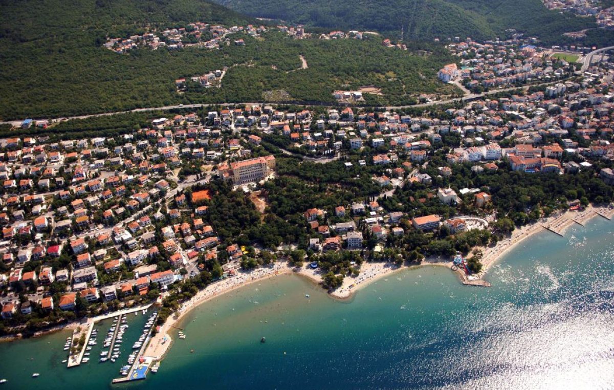 Objavljen Javni poziv za nabavu usluge izrade dokumenata potrebnih za davanje koncesija na pomorskom dobru u PGŽ