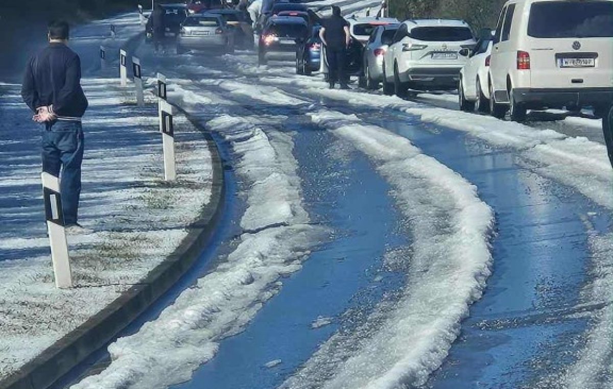 [FOTO/VIDEO] “Snježni” prizori na otoku: Krk zabijelila žestoka tuča