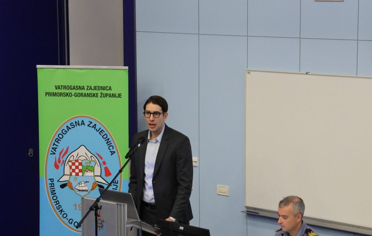 Vatrogasci iz Hrvatske i svijeta na savjetovanju u Primorsko-goranskoj županiji