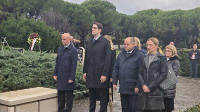 Svečano polaganje vijenaca u čast žrtvama Domovinskog rata, Vukovara i Škabrnje