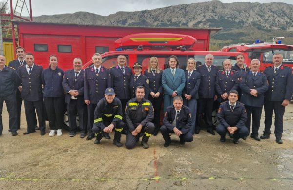 [FOTO] DVD Baška dobio novo vatrogasno kombi vozilo vrijedno 61 tisuću eura