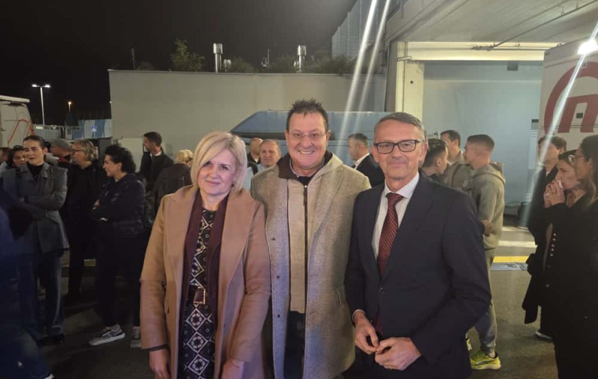 Svečano preimenovan nogometni kamp na Rujevici: ime Deana Šćulca trajno upisano u riječki sport