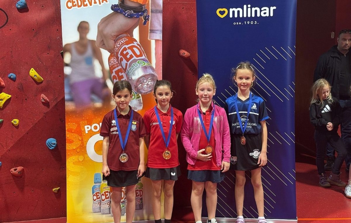 Najmlađi krčki stolnotenisači briljirali na domaćem terenu