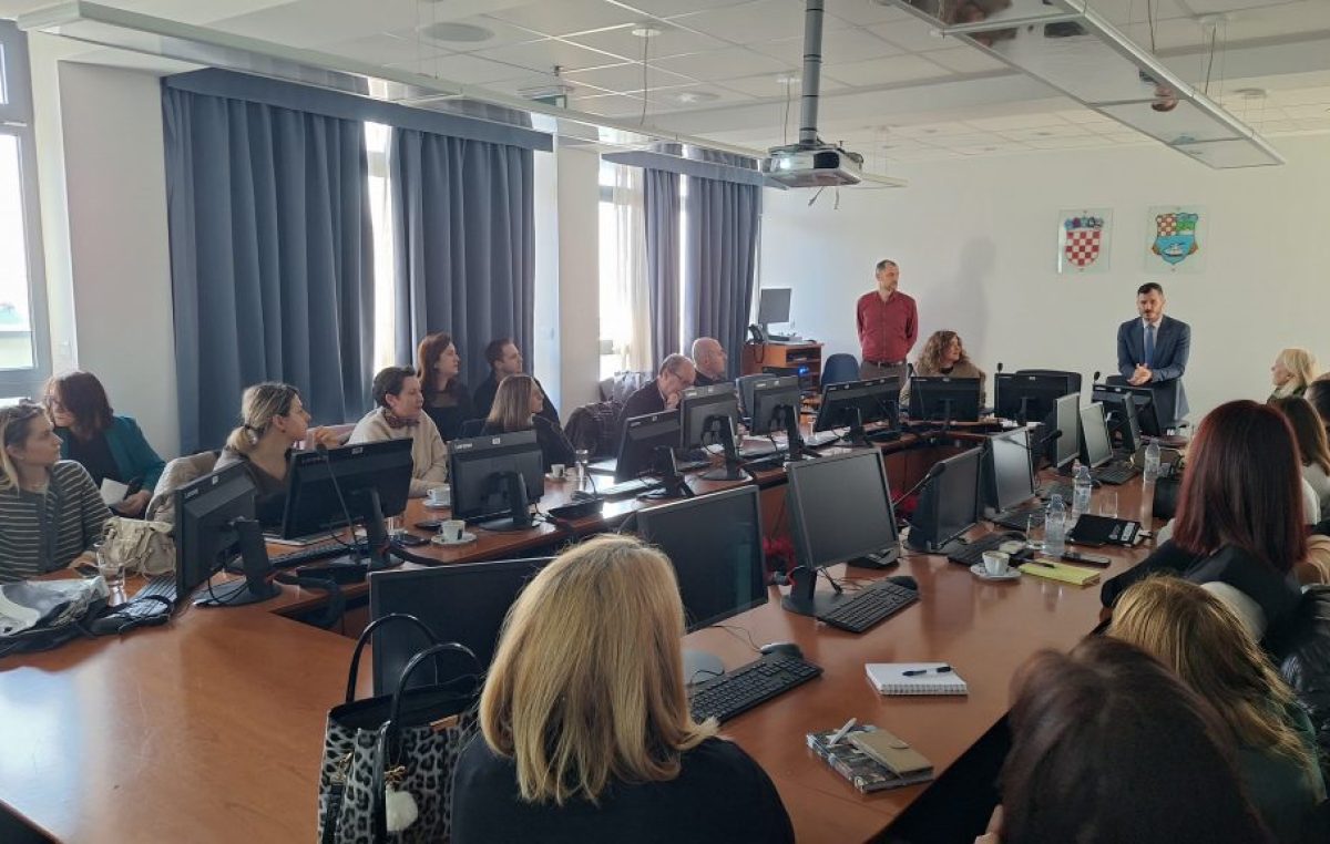 Održana prezentacija novog Internog registra nekretnina (IRN) – centralnog elektroničkog sustava za upravljanje i raspolaganje nekretninama