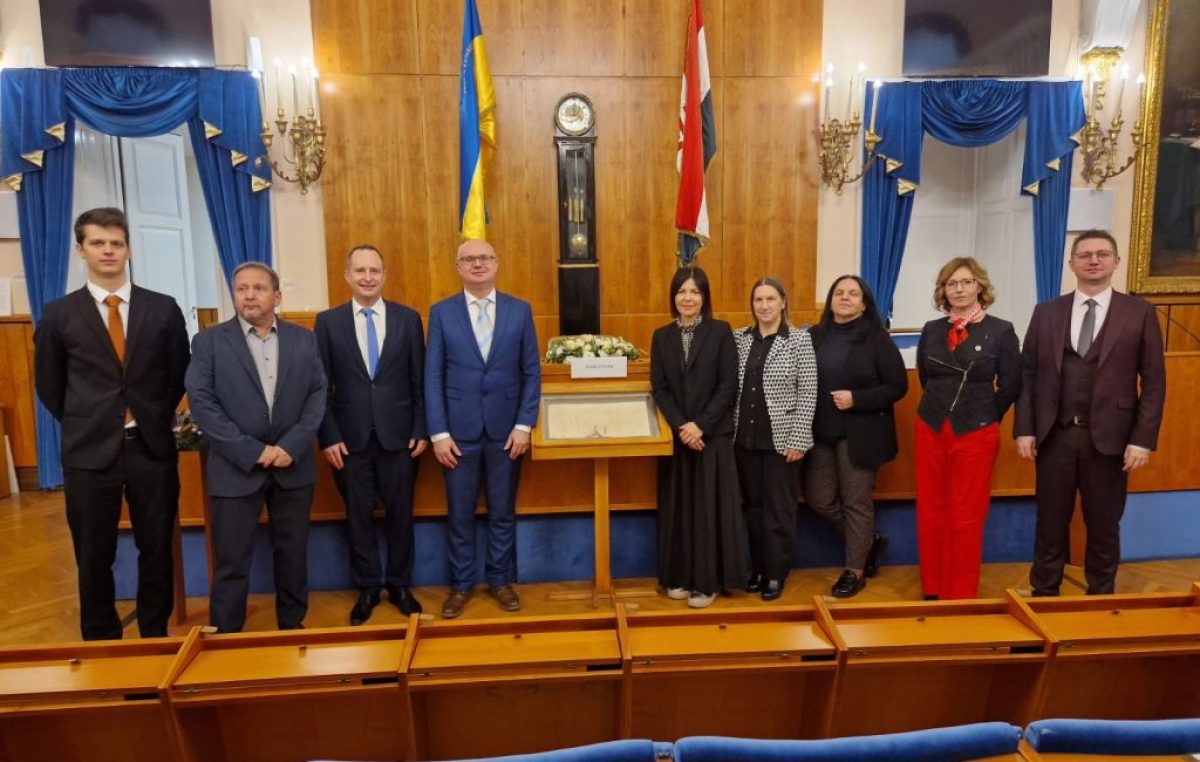 Delegacija Primorsko-goranske županije u službenom posjetu Županiji Pešta povodom Dana županije