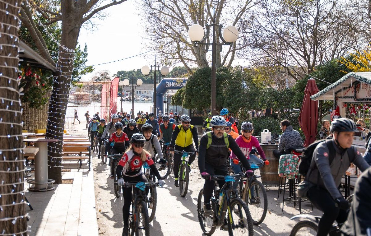 [FOTO/VIDEO] Pun pogodak: Čak 110 biciklista na startu prvog Epic Rides Šotovento Winter Speciala