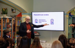 Svečano predstavljen novi vizualni identitet i logo Gradske knjižnice Krk